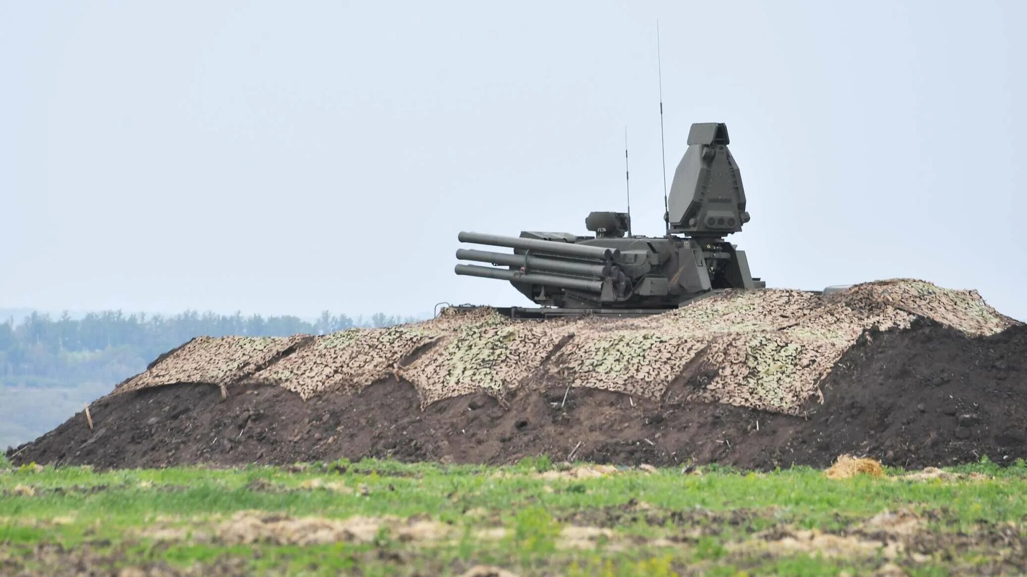 Пво перехватили. Панцирь с1 Ашулук. Панцирь с на Украине 2022. Панцирь 2022 ПВО России. Ракета панцирь с1.