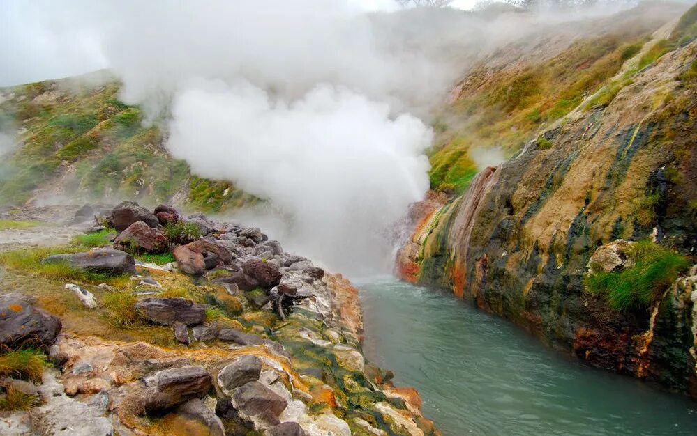 Камчатка кроноцкий заповедник гейзеры. Гейзеры заповедник. Доли гейзеровкроноцкого заповедника. Долина гейзеров в кроноцком. Камчатка кроноцкий заповедник гейзеры.