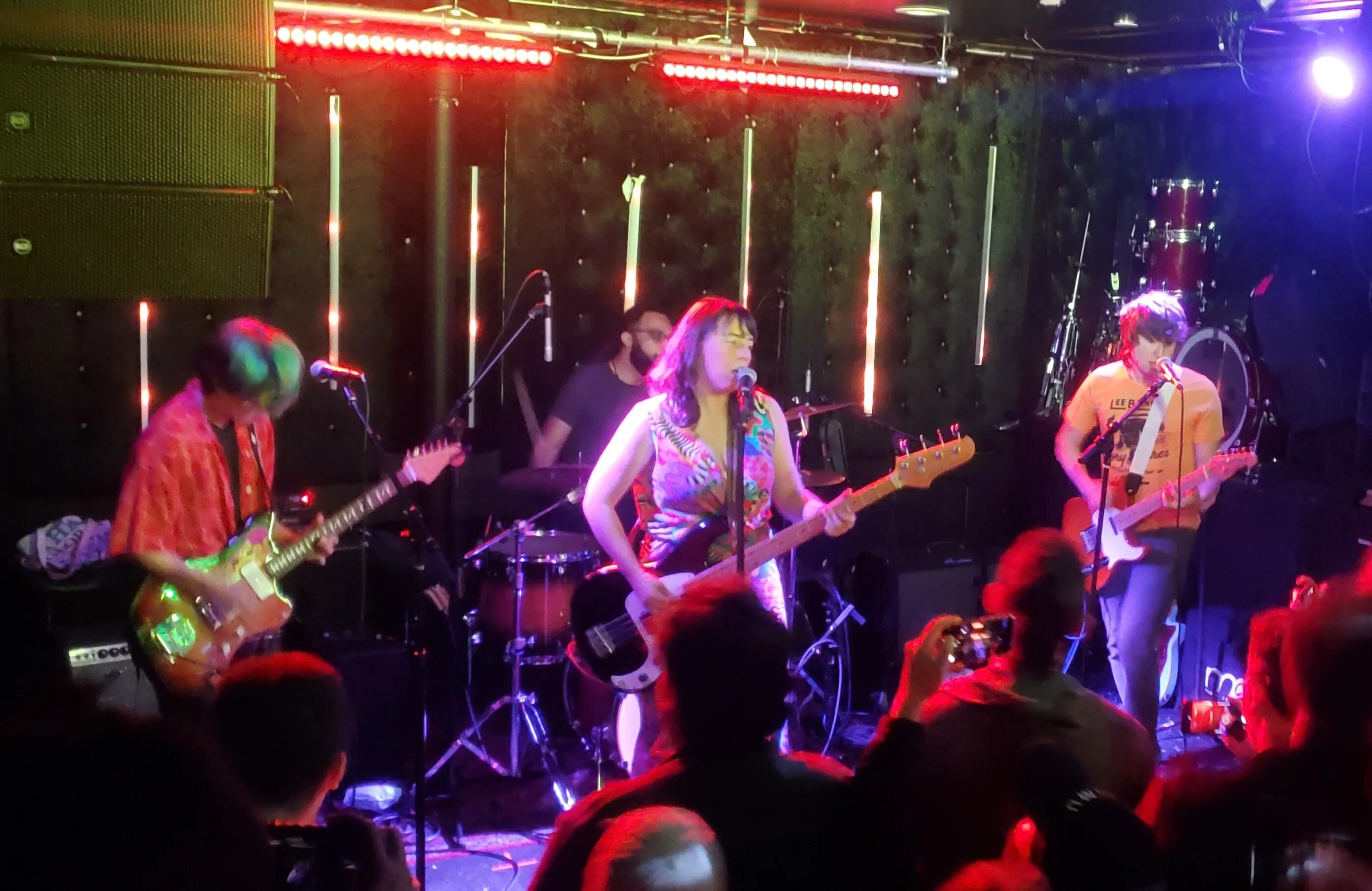 Move me bad. Bad moves. bad moves one man band. kate park. бэд мув 2))).