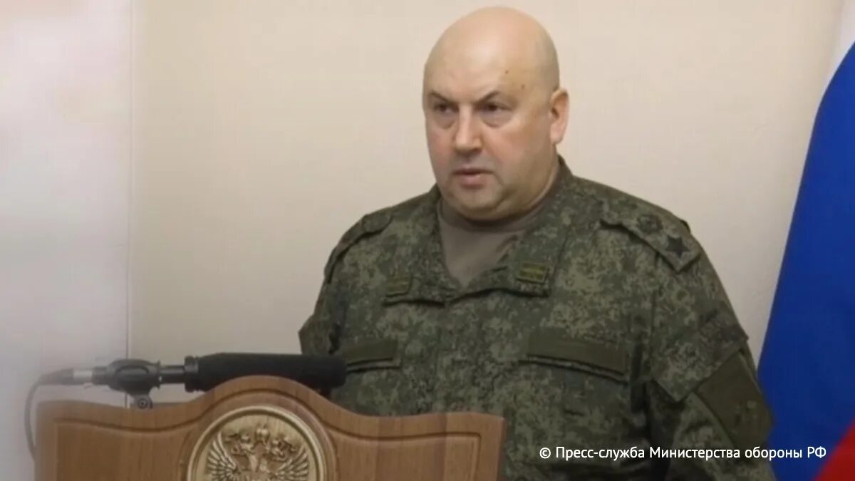 Командующий сво суровикин. Суровикин генерал минобороны. Суровикин генерал. Суровикин генерал полковник. Генерал армагеддон суровикин.