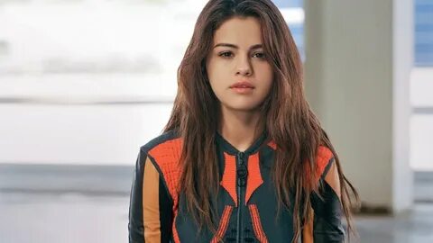 Feat selena
