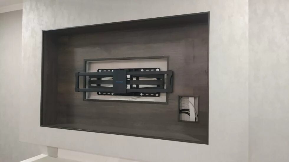 Сборка кронштейн для тв wall mount. Кронштейн 6. Кронштейн для телевизора в нишу. Кронштейн для телевизора на шкаф выдвижной. Кронштейн для большого телевизора на стену поворотный выдвижной.