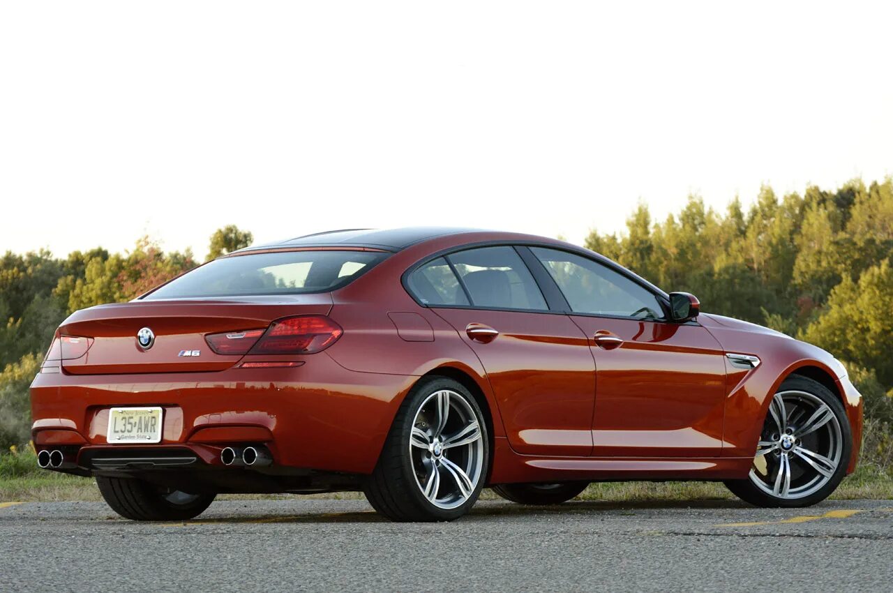 Где купе фото. Bmw m6 2014. bmw m6 coupe 2014. bmw 6 2014. bmw 6 2014 купе.