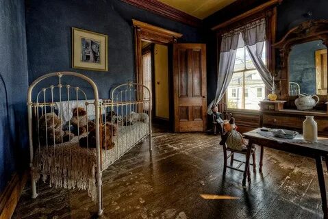 My sister lives in old house