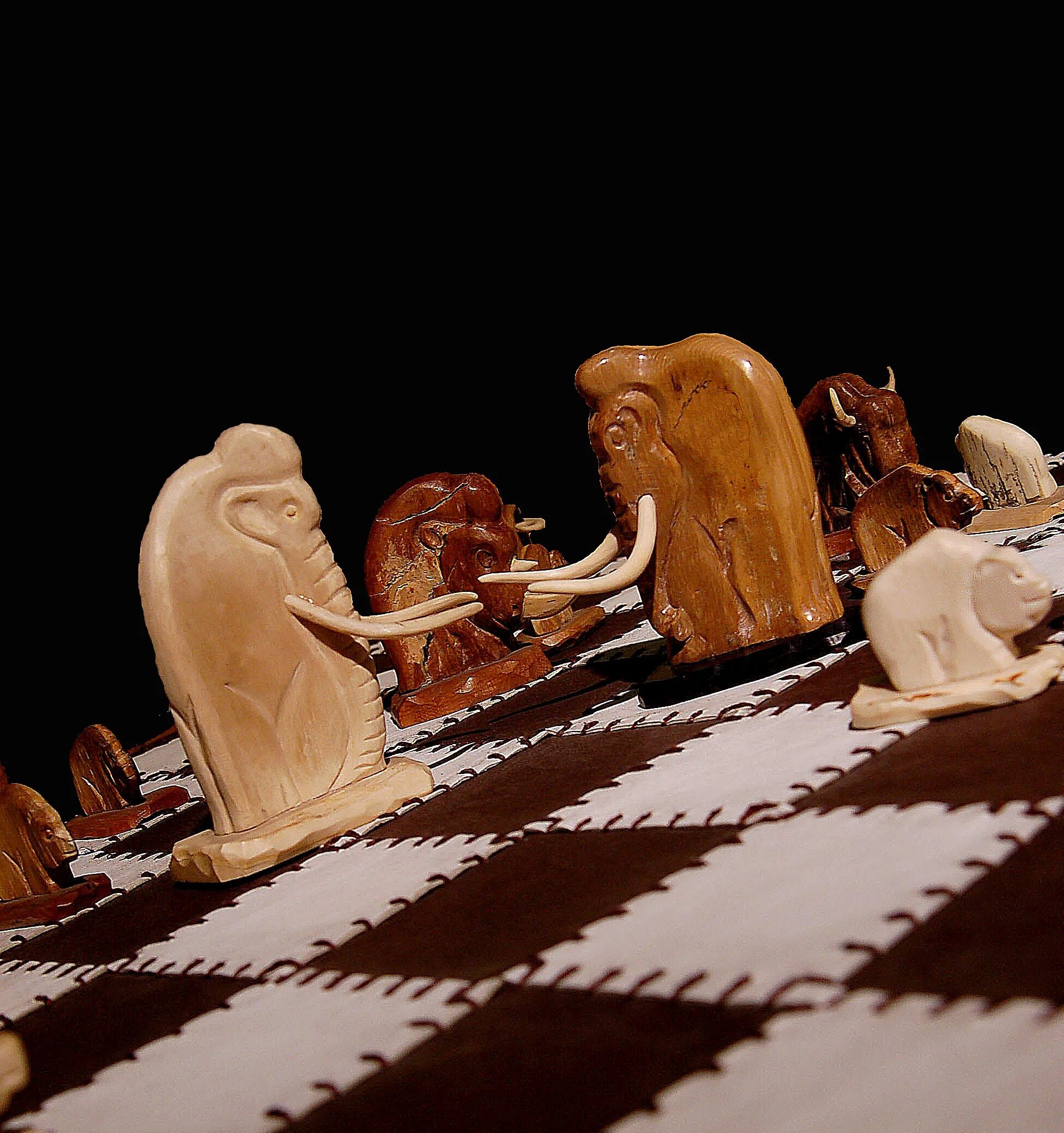 шахматы из кости