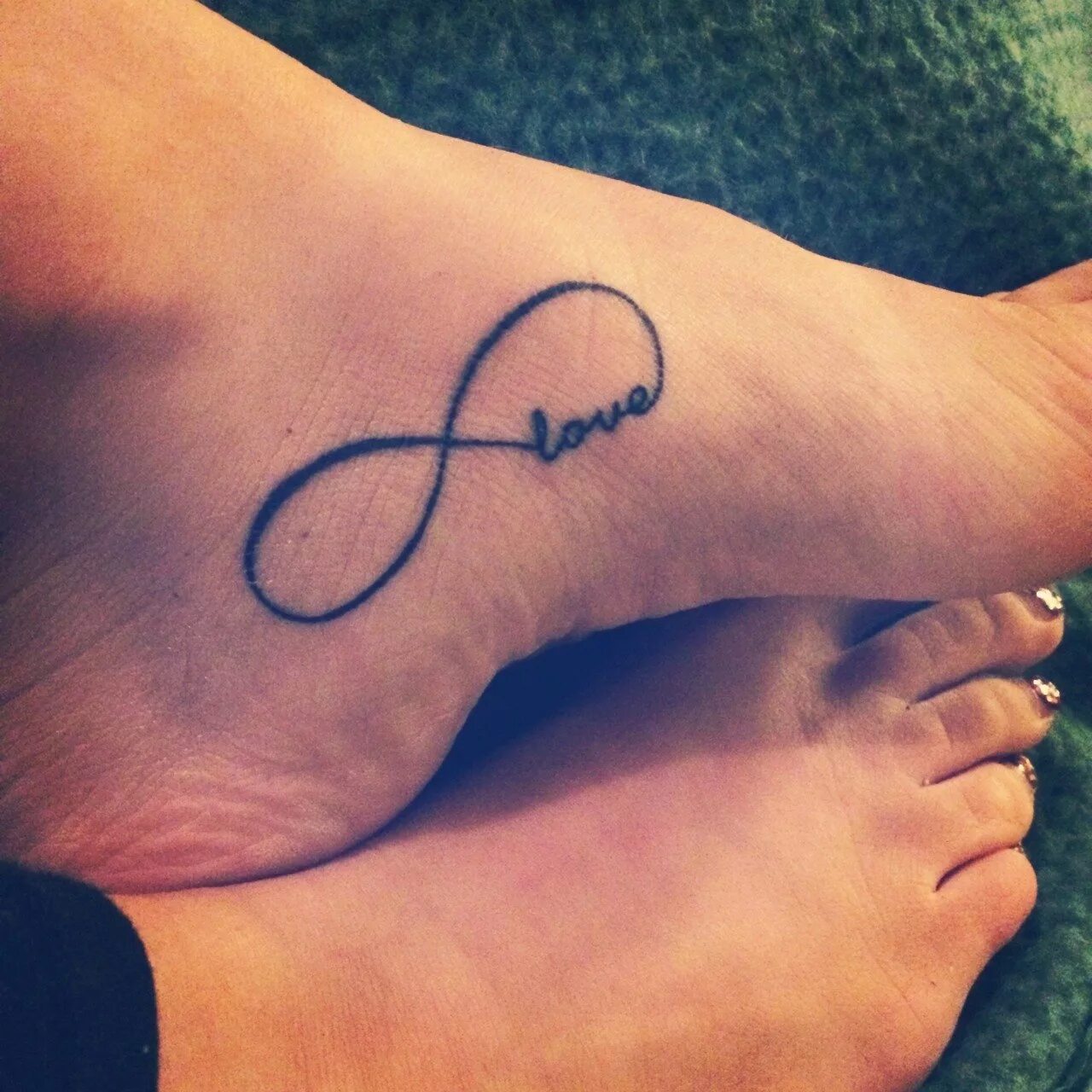 тату бесконечность. тату знак бесконечности. тату бесконечность. что означает тату бесконечность. тату бесконечность.