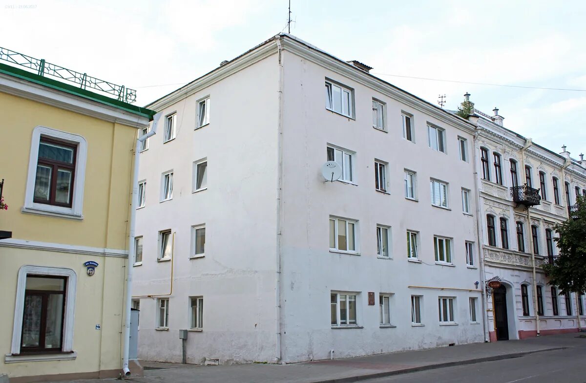 Лодэ замковая ул 4. Замковая улица (гродно). гродно ул замковая. г. гродно, ул. замковая, 22. школа 22 замковая ул 82 фото.