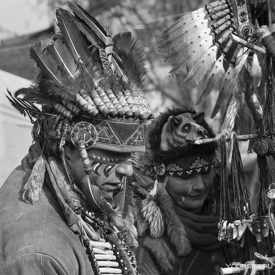 Южная Дакота индейцы. «Индейцы Северной Америки» Эдварда Куртиса. Апачи индейцы. Североамериканские индейцы Апачи молоды. Народы северной америки индейцы