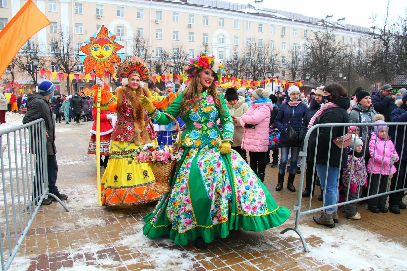 Праздник Масленица. Костюм Масленицы. Проводы Масленицы. Праздник проводы зимы. Проводы зимы в 2024 в красноярске