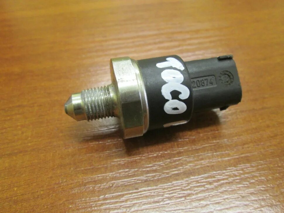 Датчик давления тормоза. Esp датчик тормоз давления вито. Датчик давления тормоза. Датчик давления тормоза. Датчик тормозного давления b34.