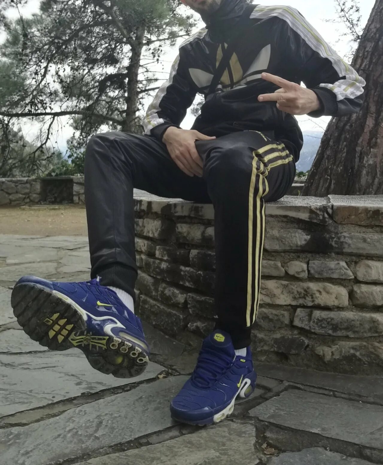 Scally milano рост. Scally milano рост. Скалли рэпер. Jeremy scott кроссовки scally milano. Даниил дмитриев scally milano.