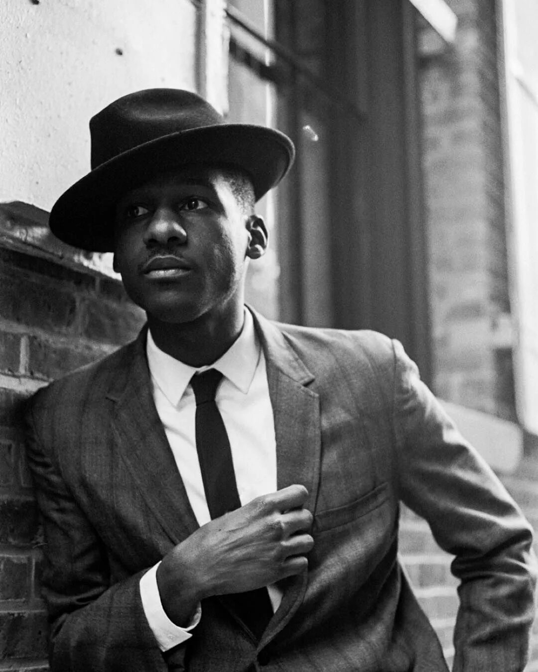Leon bridges и компания. Leon bridges участники группы. Leon bridges. Leon bridges. Leon bridges и кто с ним поет.