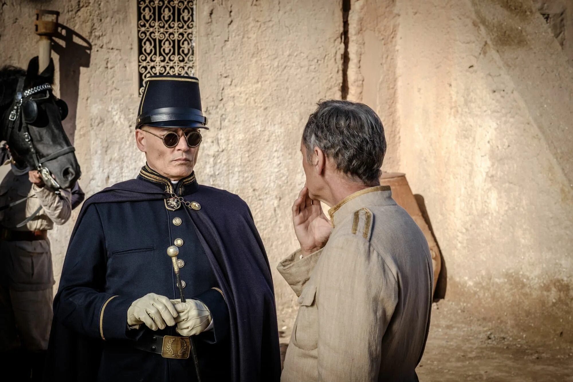 В ожидании варваров отзывы. В ожидании варваров отзывы. Джонни депп в фильме в ожидании варваров. В ожидании варваров отзывы. Джонни депп в фильме в ожидании варваров.