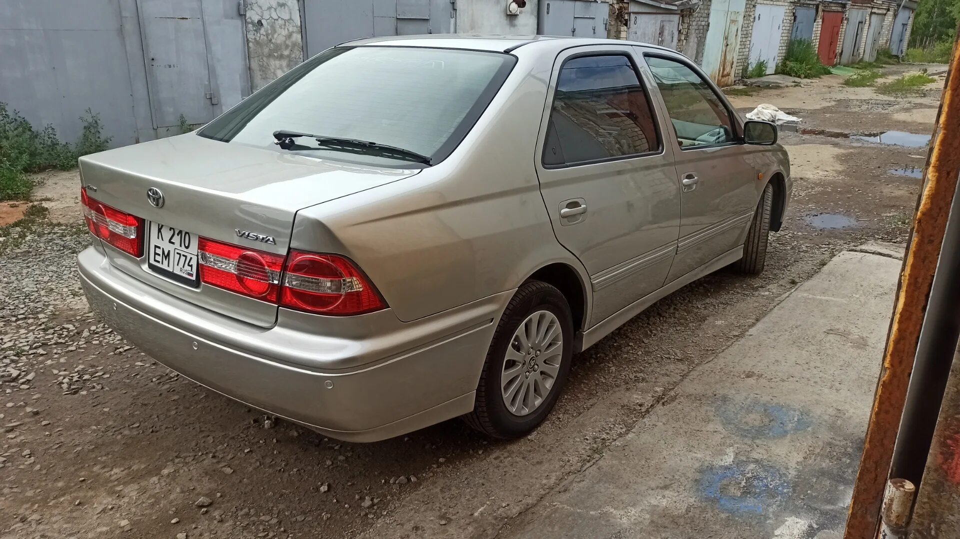 Toyota Vista 50 Актив спорт. Тойота Виста 1984 года. Виста 50 АПС. Виста 225 50 17р.