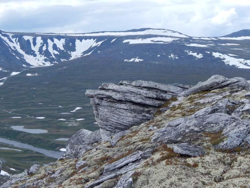 Шаман гора еркусей. Гора еркусей (шаман-гора). Шаман гора еркусей. Шаман гора коми. Шаман гора коми.