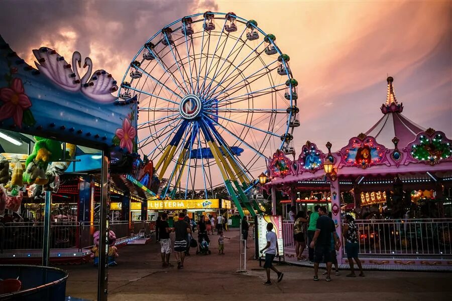 Парк аттракционов аттрапарк на вднх. Gurcan erdem- amusement park. 50 cent amusement park. Gurcan erdem. Erevan park ереван парк аттракционов.