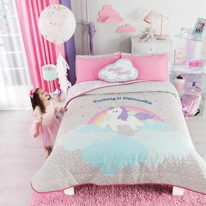 Кровать единорог. Кровать Единорог для девочки. Комната для девочки с единорожками. Детская спальня с единорогом.