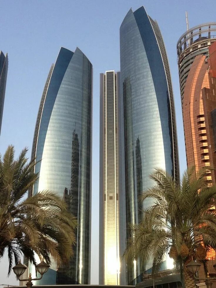 Etihad towers. Etihad towers в абу-даби. абу даби jumeirah. этихад тауэрс в абу. абу даби три башни.
