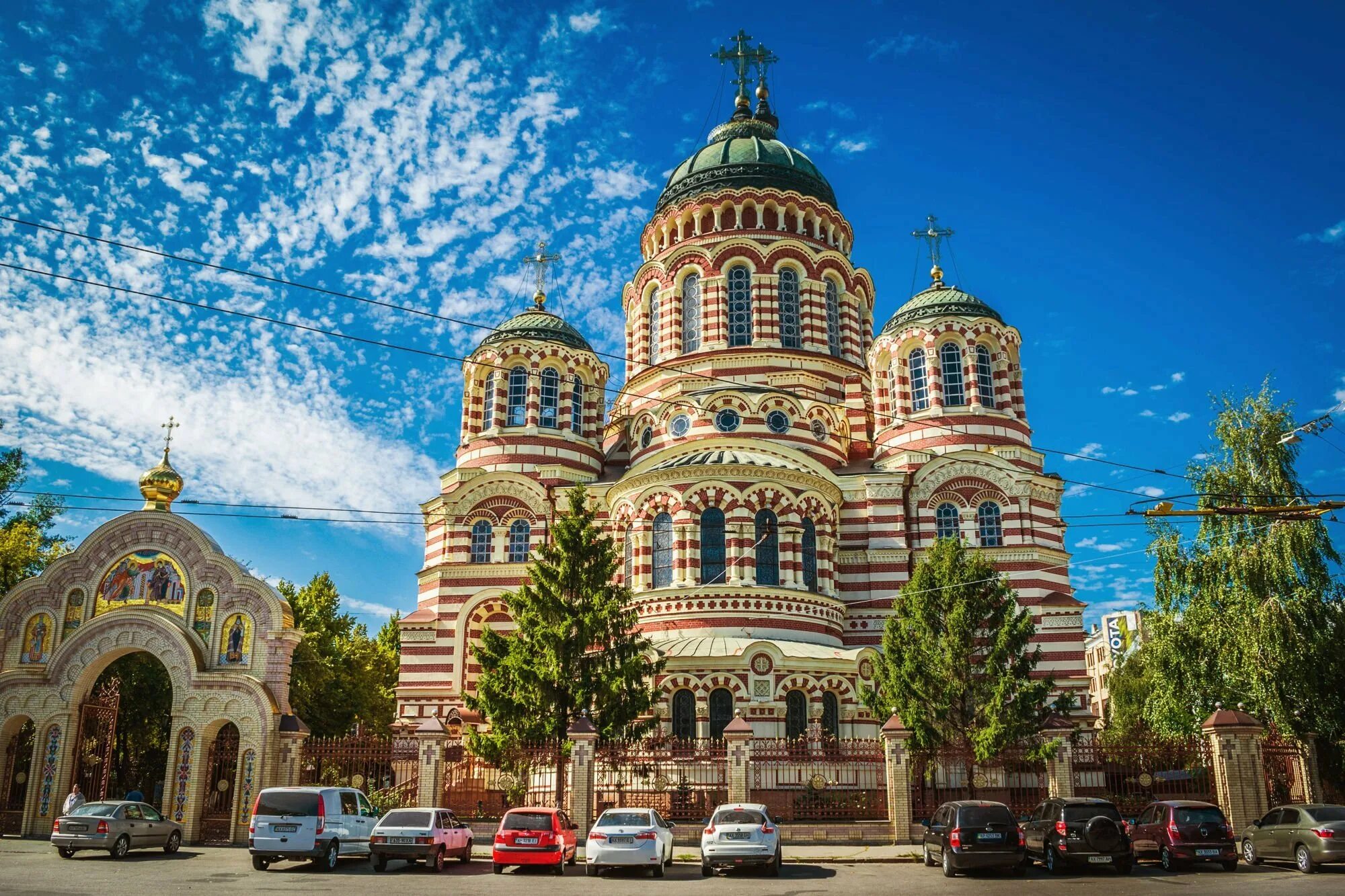 Харьков жизнь в городе. Благовещенская церковь харьков.