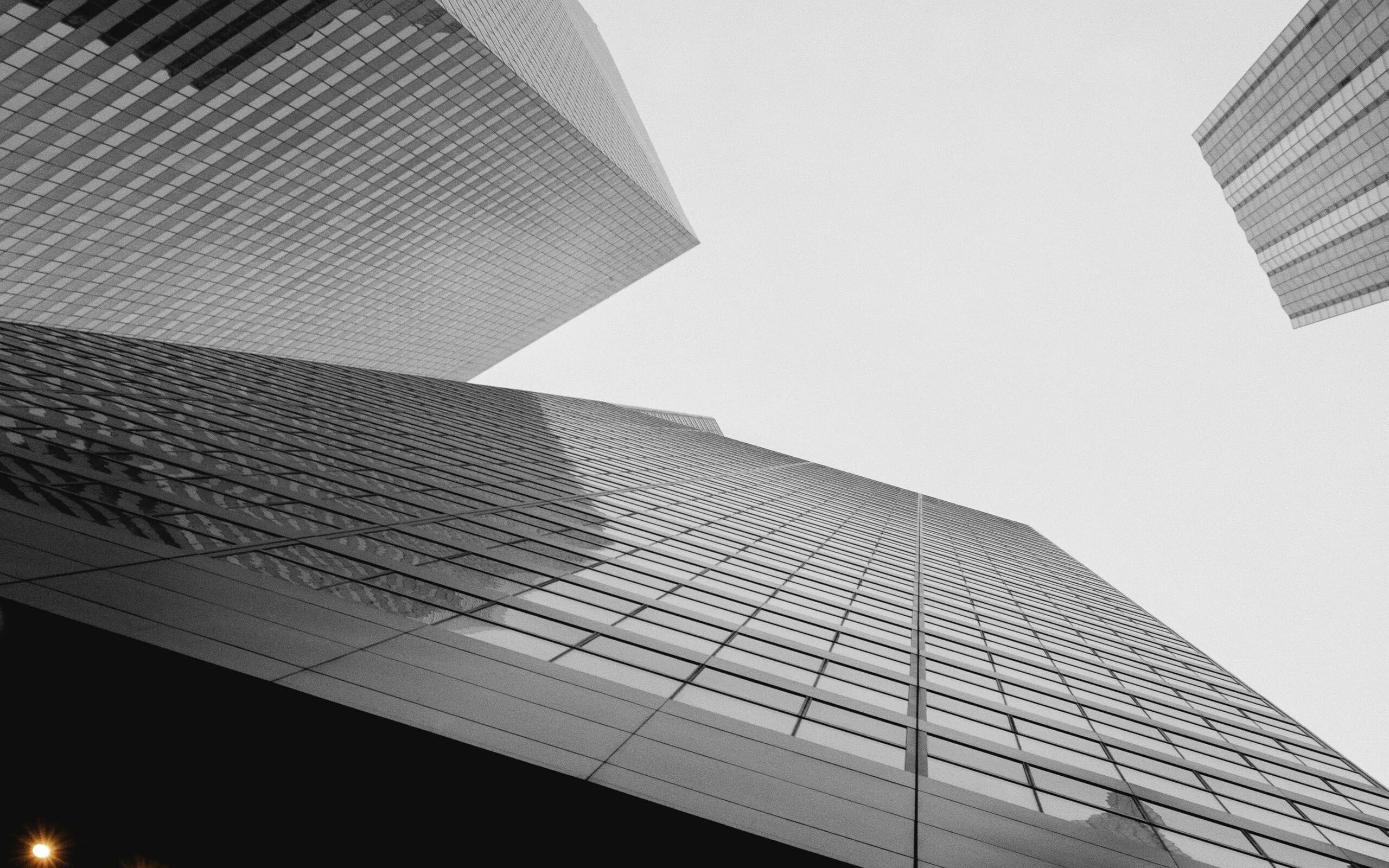 Архитектура облака. Серые здания. Здание черно белое. Здание черно белое. Белое здание.