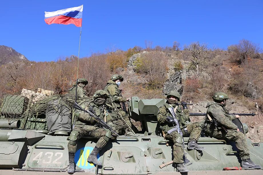 Сколько российских миротворцев в карабахе. Миротворцы в Нагорном Карабахе. Горный коробах миротворцы. Русские миротворцы в Карабахе 2020. Российские миротворцы в Нагорном Карабахе.