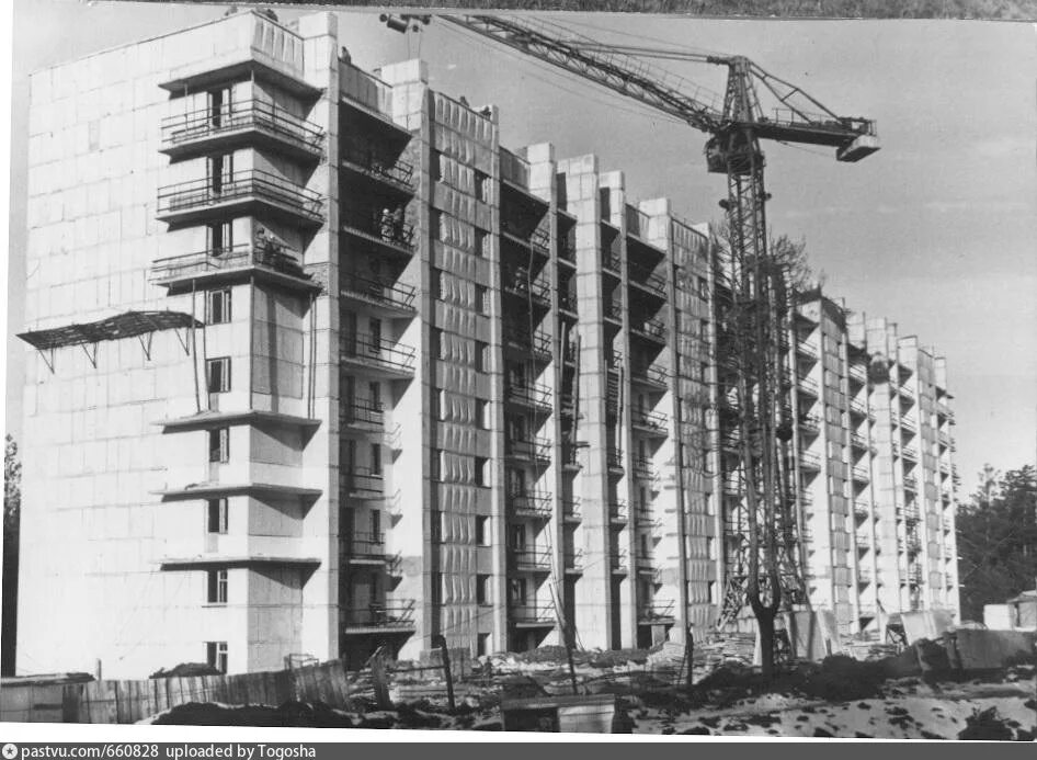 Златоуст строительство. Златоуст 36. златоуст 36 закрытый город. советский монолитный дом. монолитные дома старые.