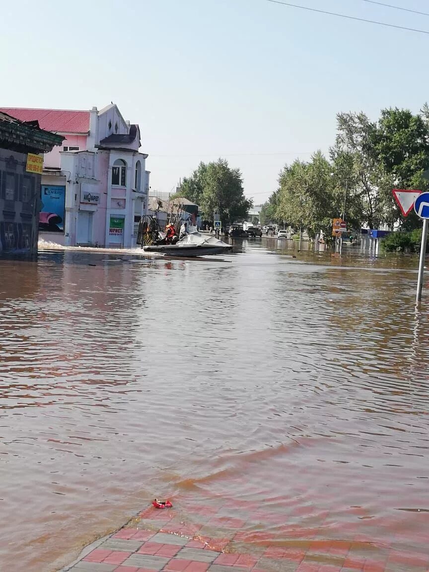 Наводнение 2019 наводнение Тулун. Город Тулун наводнение. Тулун до наводнения Иркутская область. Наводнение Иркутск в городе. Затопит ли вокзал