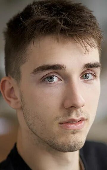 джордж робинсон. джордж робинсон. George robinson (actor). джордж робинсон актер инвалид. исаак робинсон актер.