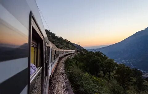It s safe to travel train