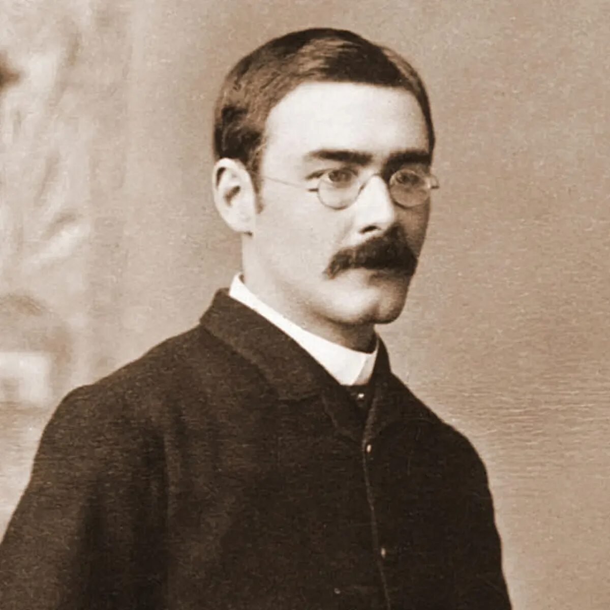 Киплинг отрадное. Редьярд киплинг. редьярд киплинг фото. joseph rudyard kipling.