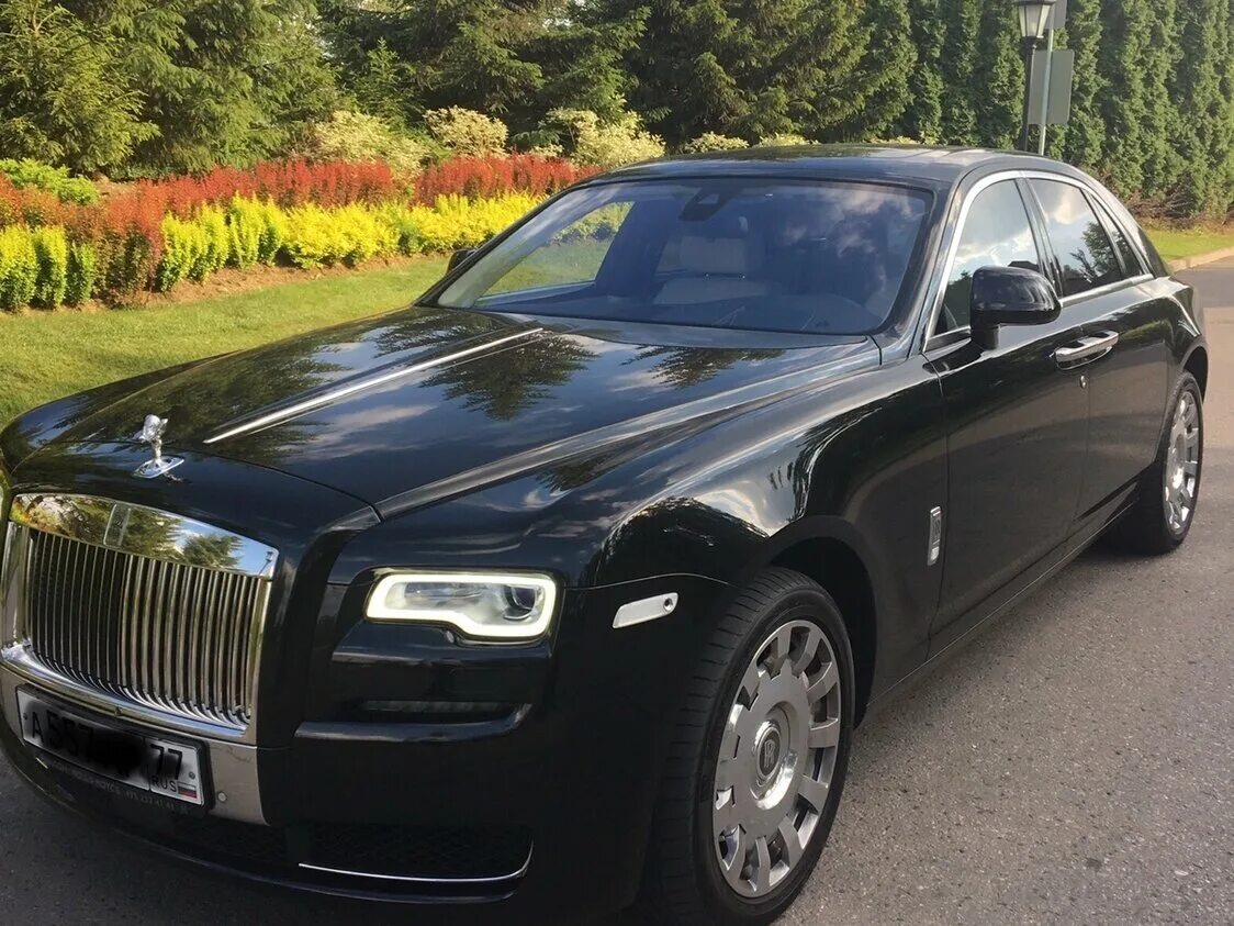 Машина похожая на ройс ройс. С001сс Роллс Ройс. Роллс Ройс к500. Rolls-Royce Ghost i Рестайлинг (Series II). Rolls Royce Рестайлинг.