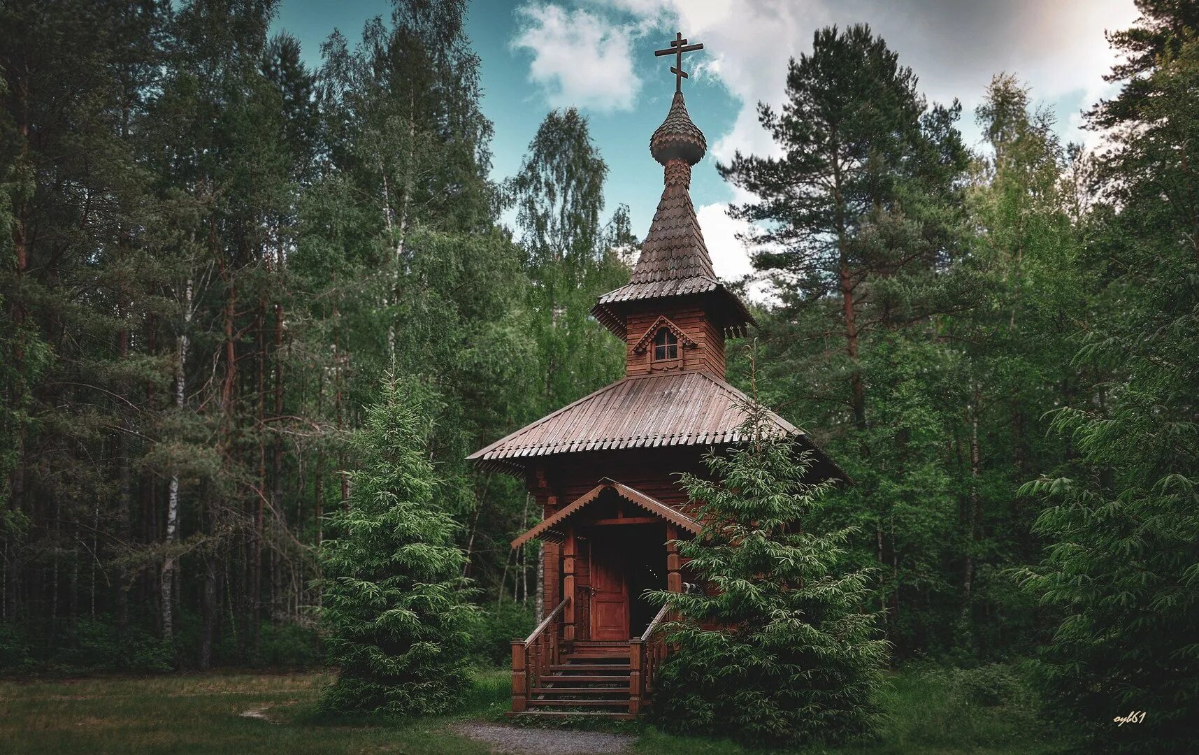 Бог строит церкви а черт часовни. Церковь иоанна предтечи малоярославец. Храм шинная красноярск. Таймыр церкви храмы часовни кресты. Часовня иоанна знаменка.