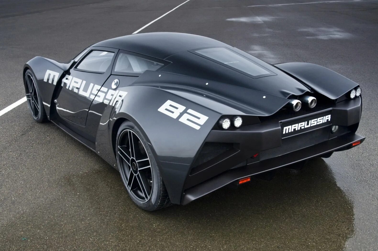 Daimler double six xj81. Auto 02. Auto 02. Auto 02. Marussia b2.