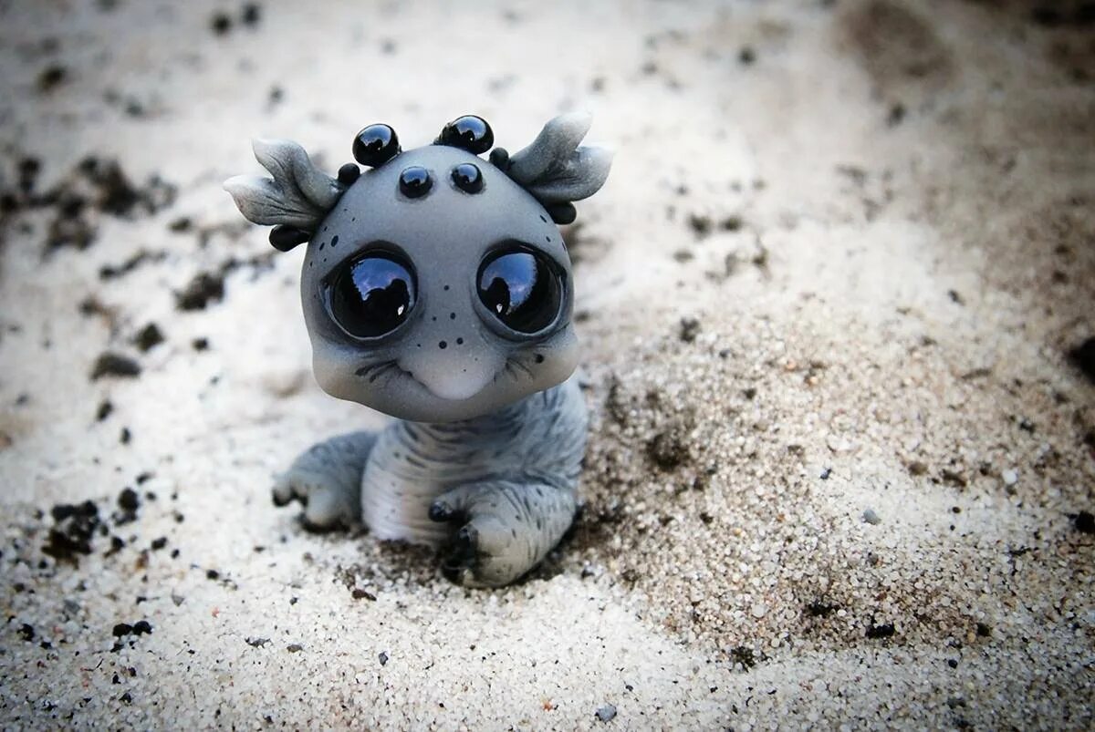 Гакман чеширский кот. Милый монстрик. Забавные существа. Милые монстрики. Милые монстрики.