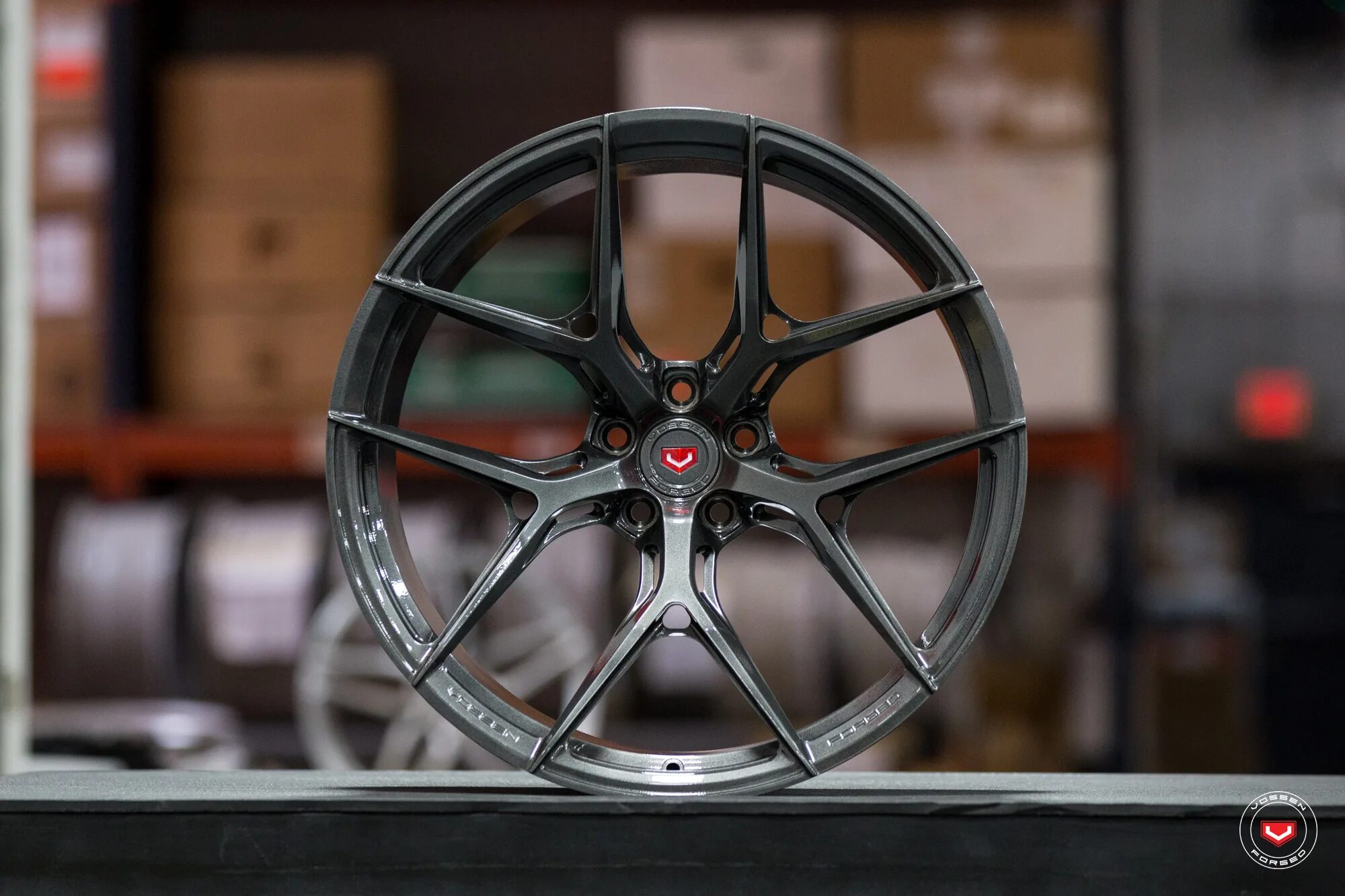 Кованые диски r21. Vossen r21. vossen р18 fc417. диски vossen r21 bmw. воссены 17 реплика.