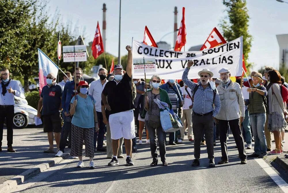 Закрытие производства. Общество друзей Юманите. Протесты против закрытия счетов в банке на Кипре. Юманим