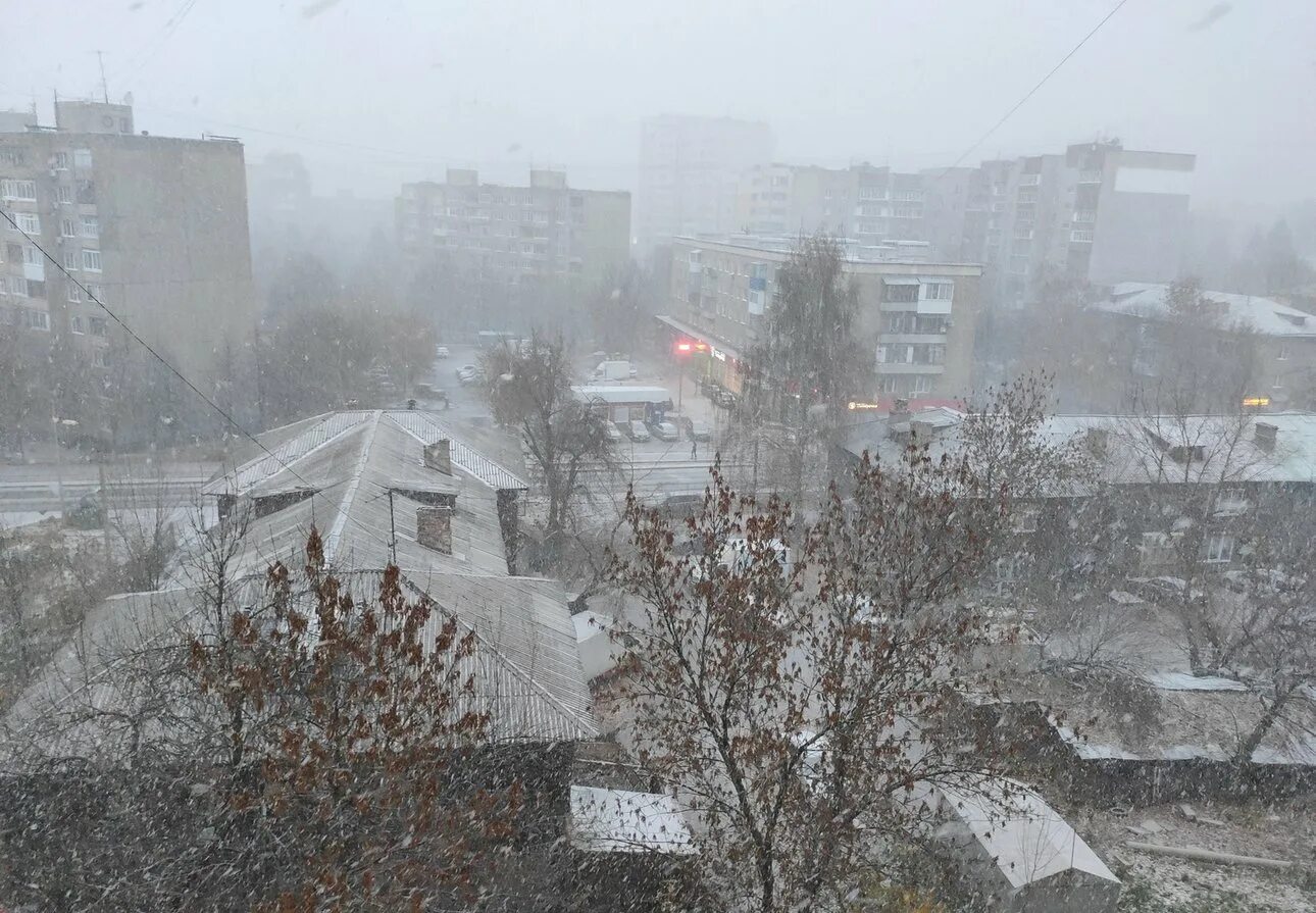 Погода в уфе сегодня сейчас по часам. Снегопад в Уфе. Снегопад в Башкирии. Уфа Снежная. Снег.