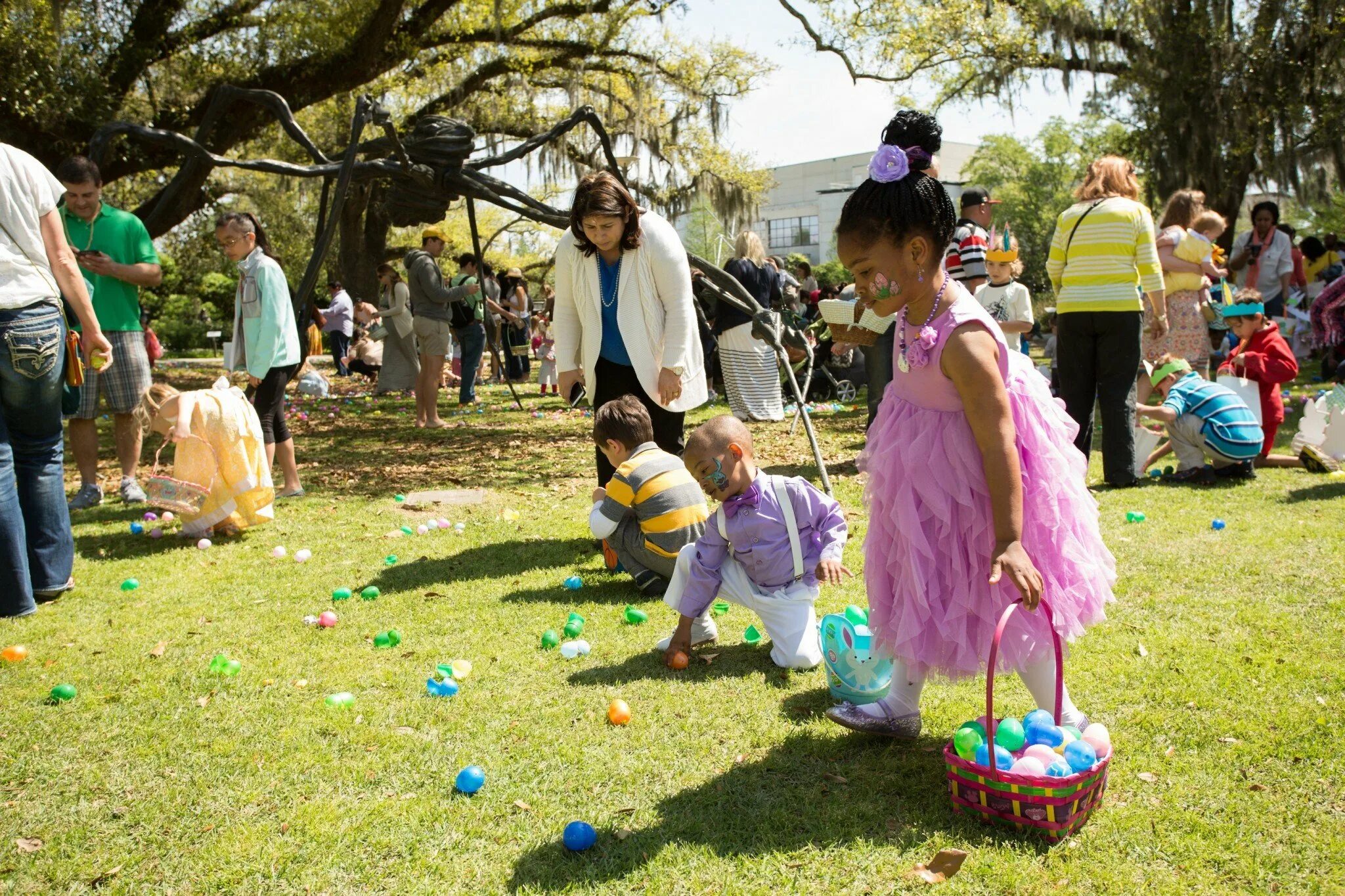 Easter Egg Hunt традиции. Развлечения на Пасху. Пасха в новой Зеландии. Пасха в Англии. Пасха в сша 2024