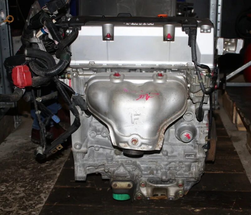 Двигатель Honda CR-V 2.4. Двигатель Хонда СРВ 3 2.0. Honda CRV 3 двигатель. ДВС Honda CR-V 2008. Двигатель хонда 2.4 купить