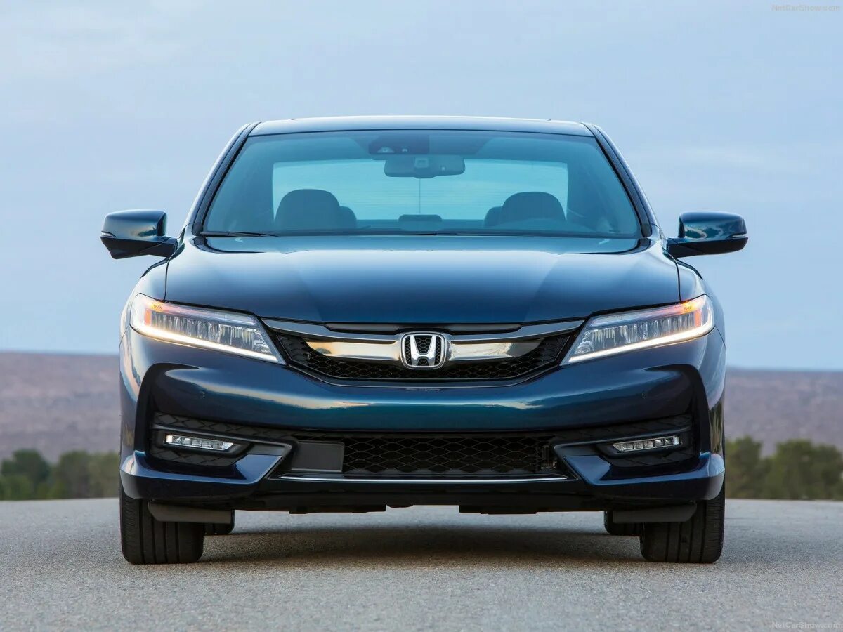 Купить хонду аккорд новую. Хонда Аккорд 2022. Новая Хонда Аккорд 2022. Honda Accord 2016. Honda Accord 2016 Coupe.