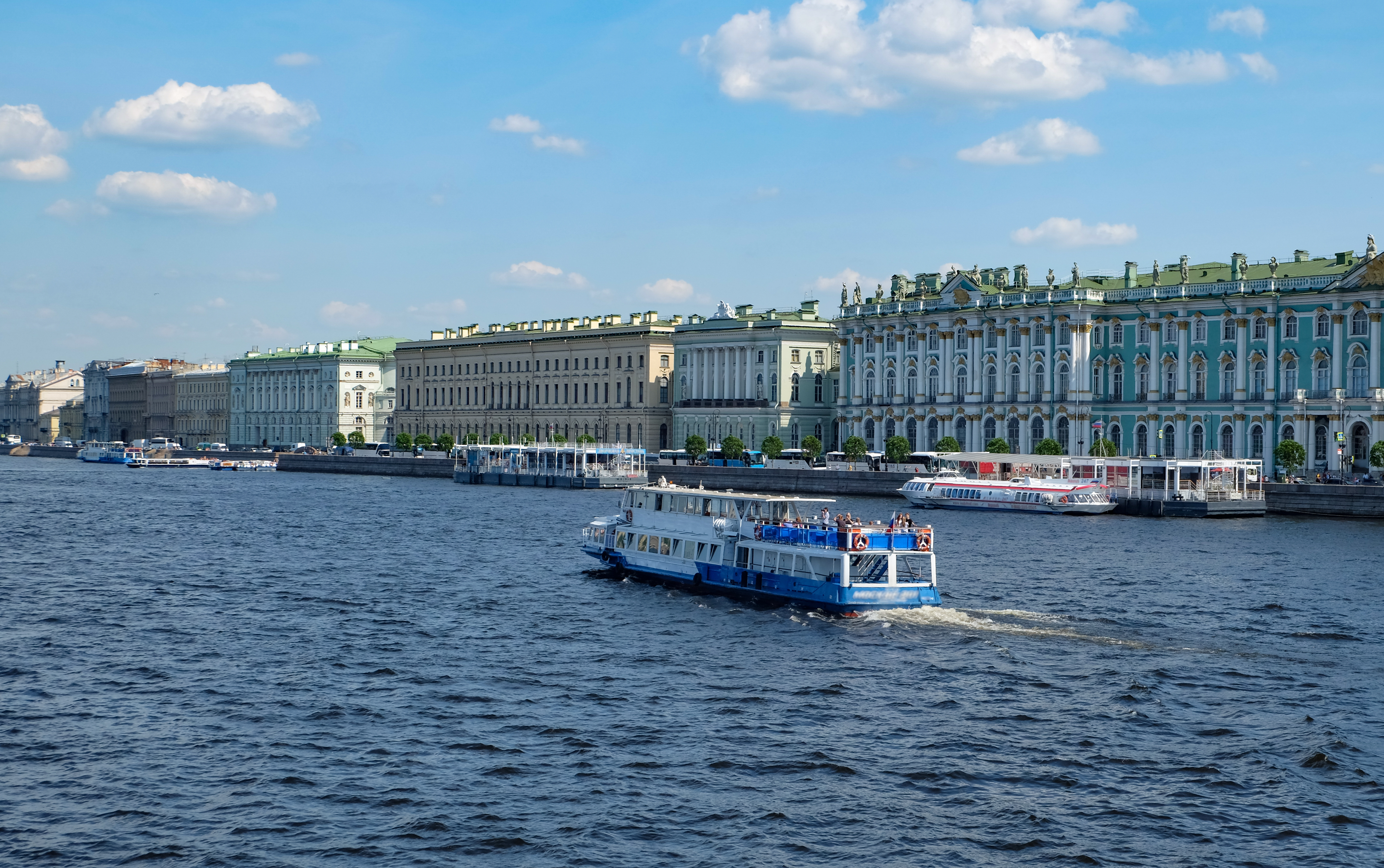 

Билеты на «Забытые острова» на теплоходе по будням от Сенатской пристани (Забытые острова (Сенатская пристань, будни))