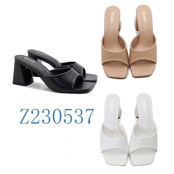 Chic mules