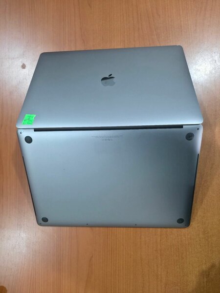 MacBook Pro 2019 Core ️9️