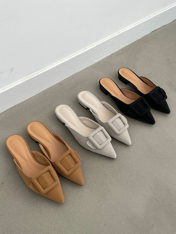 Ladies shoes