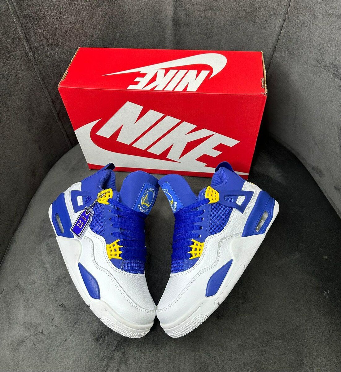 Jordan 4s