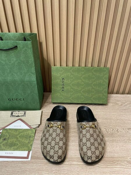 Sandales gucci