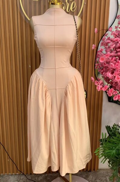 Sleeveless dress