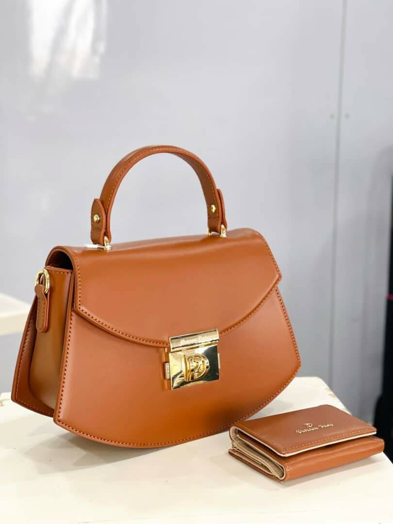 Sac à main élégant cuir