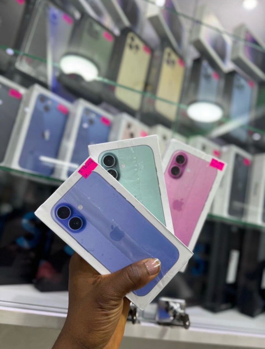 Apple iPhone 16