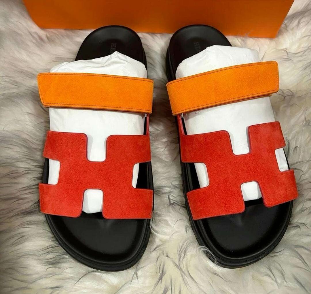 Ladies slippers